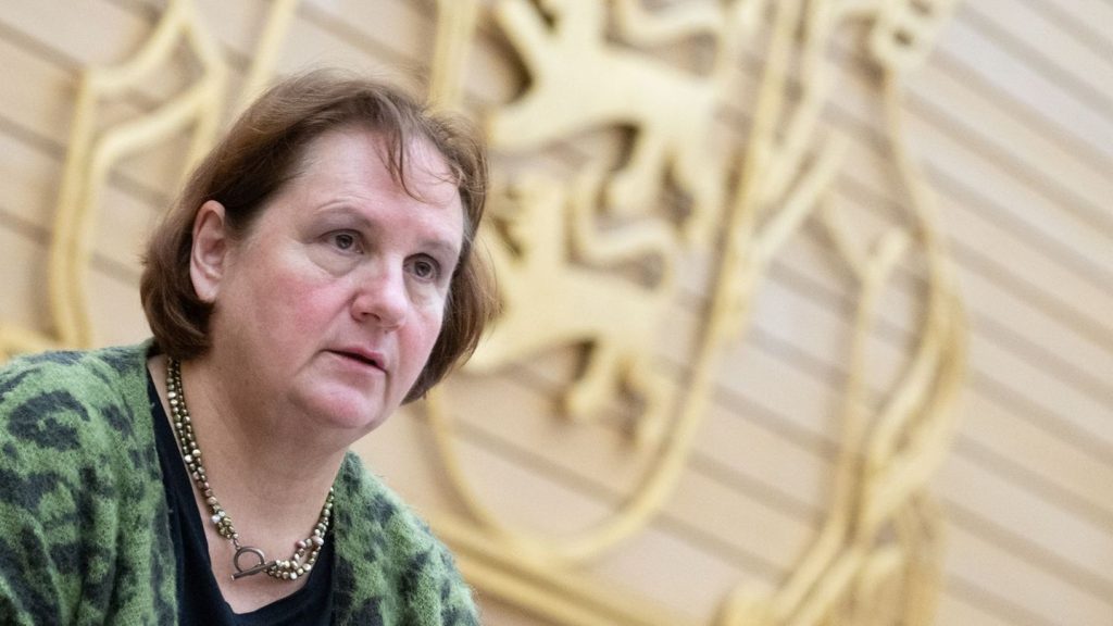 IT-Panne: Kultusministerin schockiert: "Natürlich tut es mir leid"