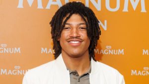 Henry Samuel: Er unterschreibt bei Modelagentur