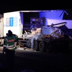 Unfälle: Tankwagen fängt Feuer - Ersthelfer lebensgefährlich verletzt