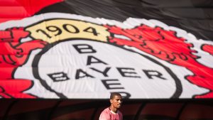 Fußball-Bundesliga: Leverkusen-Fehlstart mit ten Hag: 1:5 gegen Flamengos U20