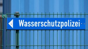 Dänische Wiek: Explosion auf Motorsportboot - zwei Menschen verletzt