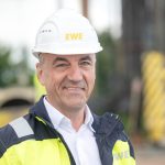 Energiewirtschaft: EWE-Chef: EU-Regeln verteuern Wasserstoffproduktion unnötig