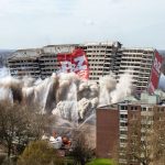 Wohnen: Sprengung in Duisburg: Ein Problemhaus verschwindet