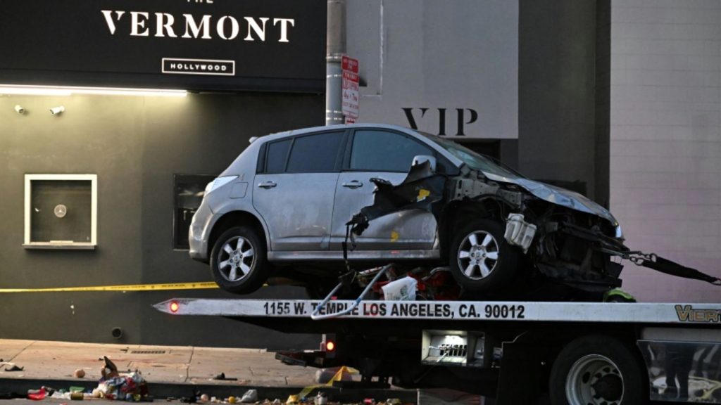Mit Auto in Menschenmenge in Los Angeles gerast: Fahrer in Polizeigewahrsam