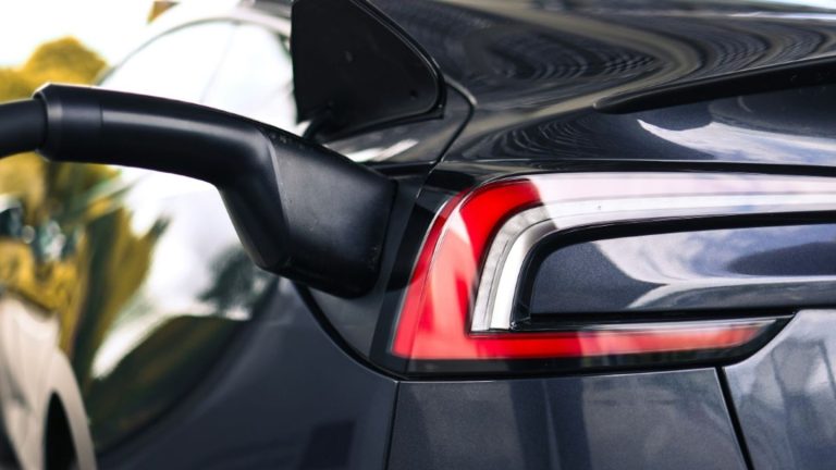 EU plant Verbrenner-Verbot für Firmenflotten und Mietautos