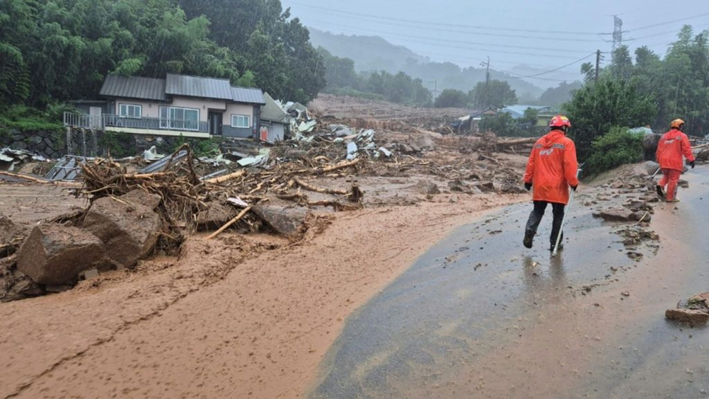 17 Tote durch Unwetter in Südkorea - Hongkong stemmt sich gegen Taifun "Wipha"