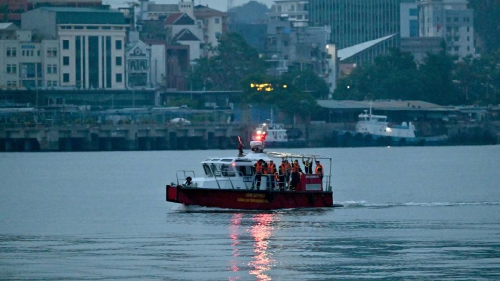 Mindestens 37 Tote nach Bootsunglück in Halong-Bucht in Vietnam
