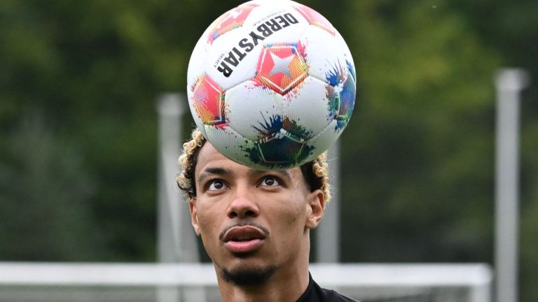 Fußball-Transfer: Ekitiké-Wechsel nach Liverpool naht - "Ein herber Verlust"