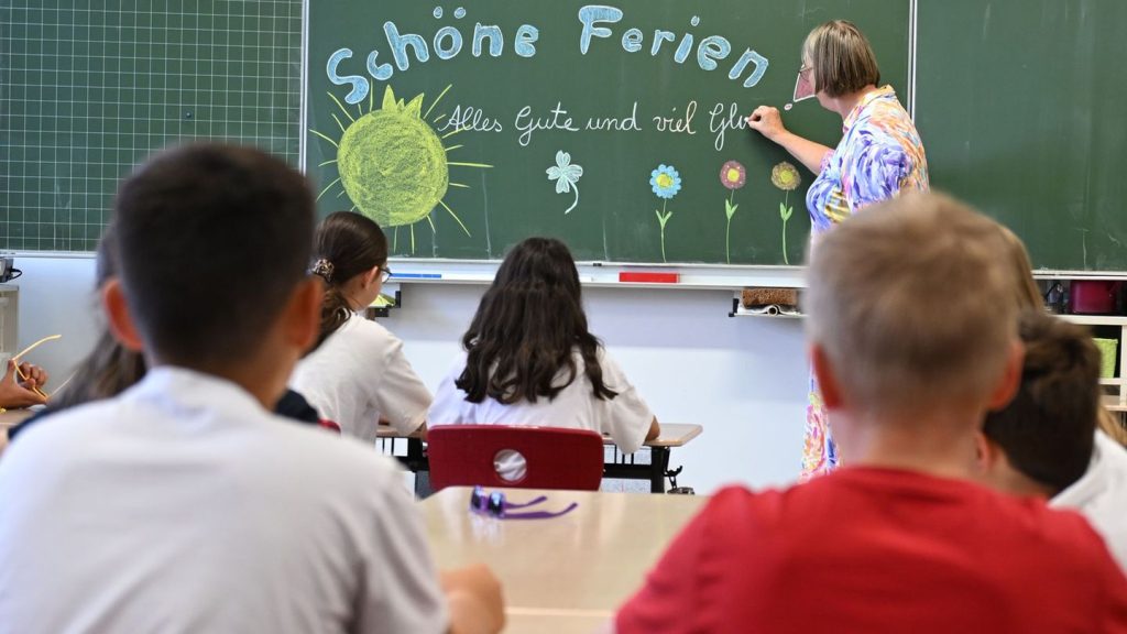 Sommerferien: Gewerkschaft: Ferien sollten nicht schon im Juni beginnen
