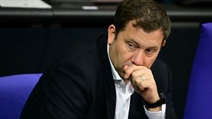 Klingbeil fordert Wiederholung der Richterwahl von Brosius-Gersdorf