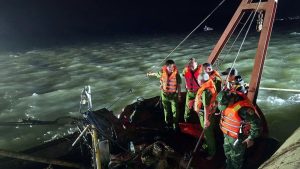 Gekentertes Ausflugsboot: Nach Bootsunglück in Vietnam steigt Opferzahl auf 38