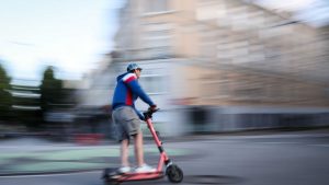 E-Scooter: Mediziner wegen mehr Unfällen mit E-Scootern "alarmiert"
