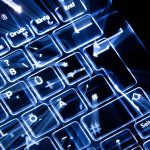 IT-Attacken: Hacker greifen Behörden und Firmen über Sicherheitslücke an