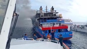 Schiffsunglück in Indonesien: Tödliches Feuer auf Fähre in Sulawesi