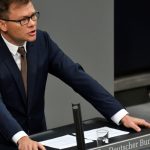 Schneider erwartet Festhalten von Merz an Klimazielen