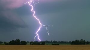 Wetter: Schauer, Blitz und Donner in Hessen