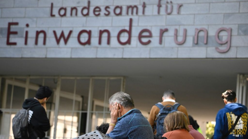 Dobrindt kritisiert Berliner Landesamt für digitale Einbürgerung ohne persönliche Vorsprache