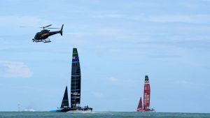 Pech für deutsche Crew: Bitteres Aus: Mastbruch stoppt "Red Bandit" im Admiral's Cup