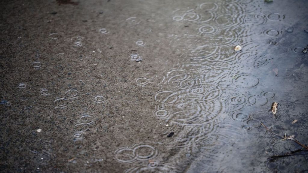Wetter: Starkregen in MV - nur wenige Unfälle gemeldet