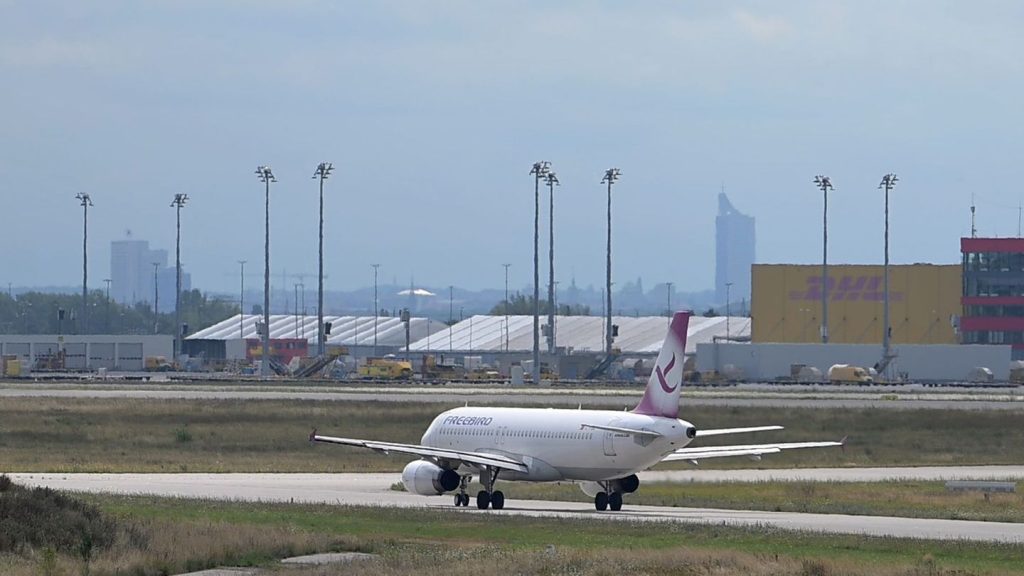 Migrationspolitik: Abschiebeflug nach Bagdad mit 43 Menschen
