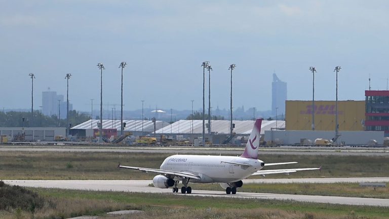 Migrationspolitik: Abschiebeflug nach Bagdad mit 43 Menschen