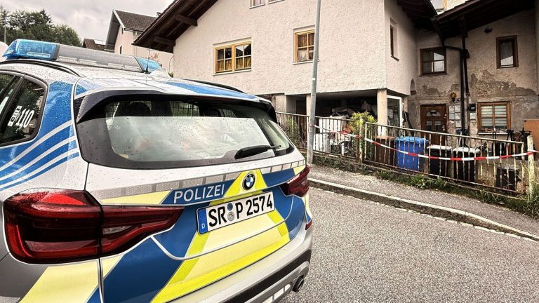 Kriminalität: Dritte Leiche aus Haus in Zwiesel identifiziert