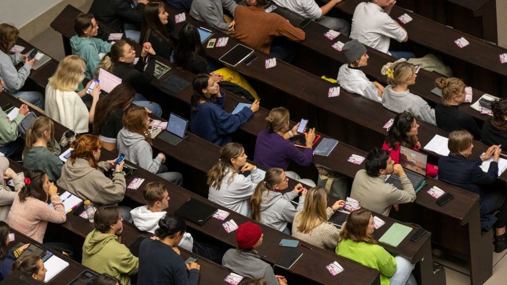 Hochschulfinanzierung: Hochschulen und Verwaltung einigen sich auf neue Verträge