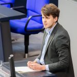 Abschiebeflug: Grüne: Abgeschobene jesidische Familie zurückholen