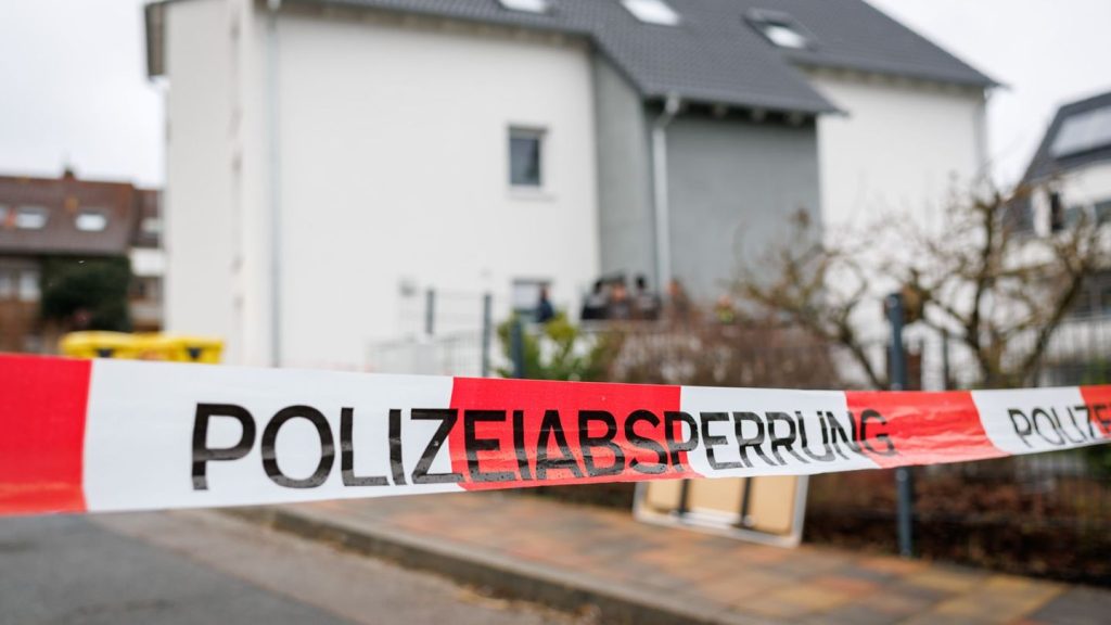 Spur führt in die Türkei: Anklage: Messerangriff in Wohngebiet war Auftragsmord