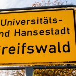 Rassismus: Berliner Schüler bei Klassenfahrt rassistisch beleidigt