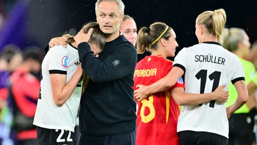 Fußball-EM: "Einfach nur Enttäuschung": DFB-Frauen unterliegen Spanien