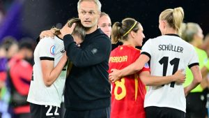 Fußball-EM: "Einfach nur Enttäuschung": DFB-Frauen unterliegen Spanien
