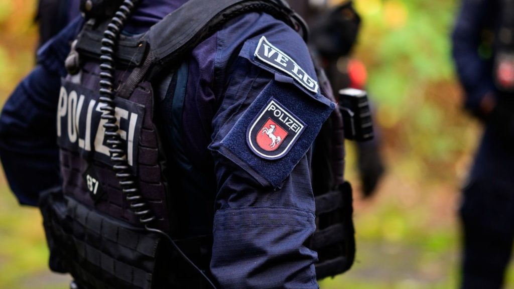 Untersuchungshaft angeordnet: Mordkommission fasst Tatverdächtige nach Schüssen in Stuhr