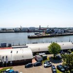 Havariekommando: Schiffskollision in Cuxhaven - Einsatzkräfte bekämpfen Öl