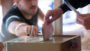 Wahlen: Landtagspräsident wirbt um Helfer für Kommunalwahl