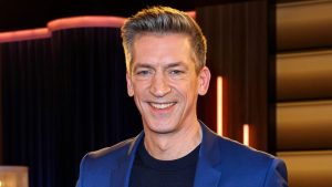 "7 Richtige - Das Quiz der Besserwisser": Steffen Hallaschka feiert Quizmaster-Premiere