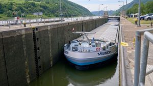 Moselschleuse: An beschädigter Schleuse normalisiert sich der Notbetrieb