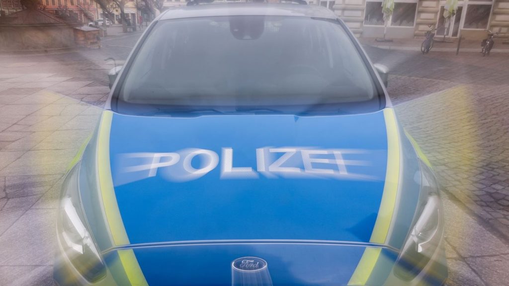 Unfälle: 85-Jähriger verletzt Frau beim Rangieren tödlich