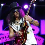 Gitarrist von Guns N' Roses: "Ich muss beschäftigt sein" - Gitarren-Ikone Slash zum 60.