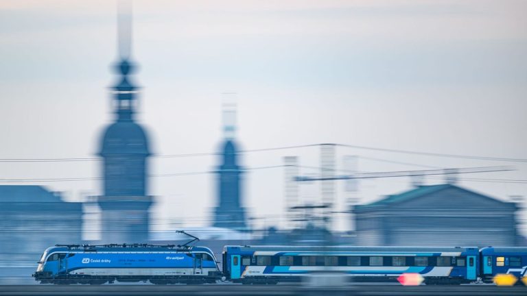 Bahnreisen: "Knödelexpress" nach Prag bleibt teilweise erhalten
