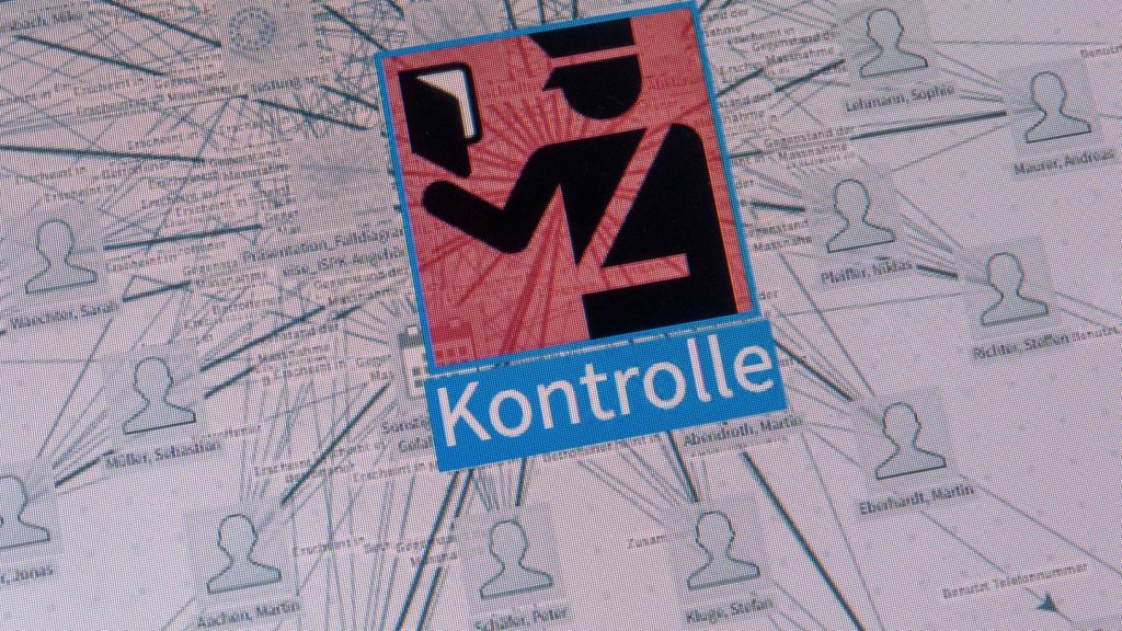 Kritik von Datenschützern: Verfassungsbeschwerde gegen Regeln für Polizei-Software