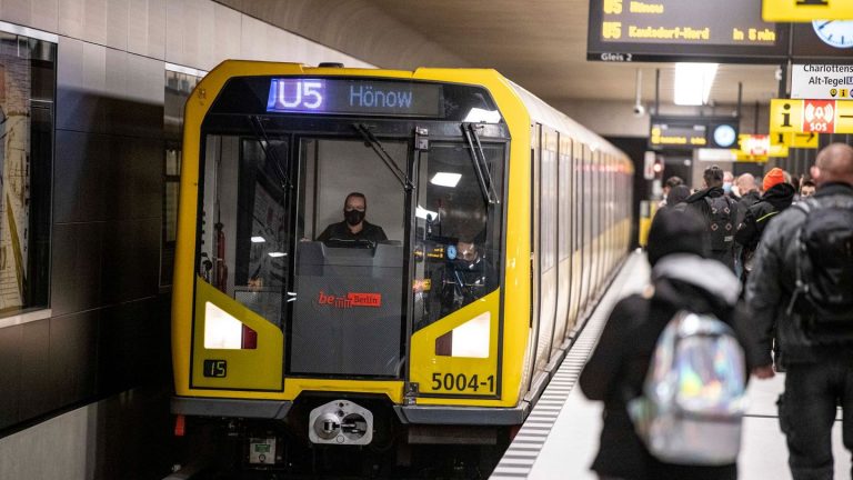 Nahverkehr: BVG holt Bauarbeiten nach - Sperrung auf U5