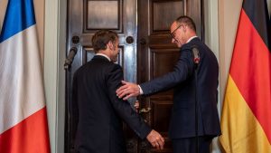 Deutsch-französischer Neustart: Merz und Macron wollen Rüstungsstreit bis Ende August lösen