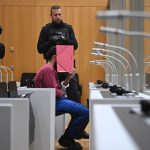 Staatsschutzverfahren: Frau von Messerangreifer emotional - Er veränderte sich