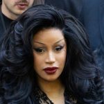 Mikro ins Publikum geworfen: Rapperin Cardi B wegen Körperverletzung angeklagt