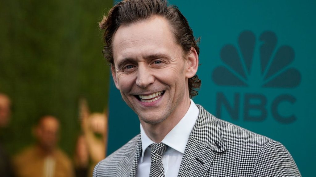 Neu im Kino: Hiddleston tanzt in Stephen-King-Verfilmung durch das Leben