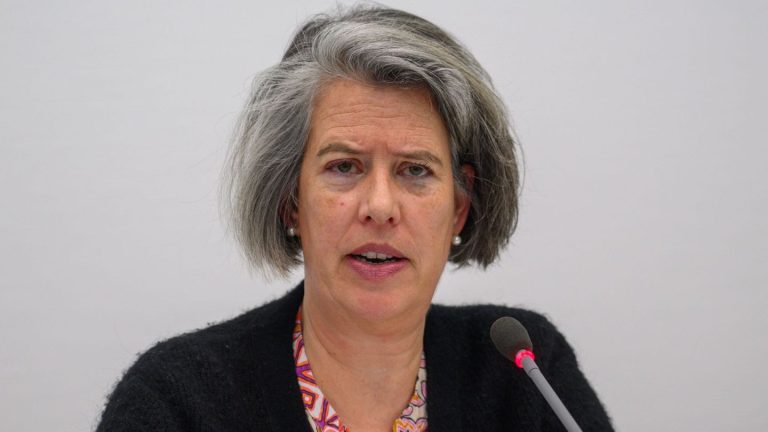 Migrationspolitik: Innenministerin will Abschiebeflüge nach Syrien