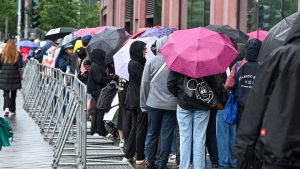 Hype um Plüschtiere: Ansturm auf Deutschlands ersten Labubu-Laden in Berlin