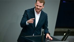 Wehrpflicht-Debatte: Klüssendorf schließt verpflichtenden Einzug für laufende Wahlperiode aus
