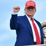 Golf und Zölle: Trump reist am Freitag nach Schottland
